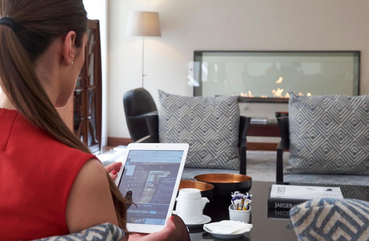 Portobay Liberdade Hotel Lisbon Exterior photo Interior designer working on a design plan
