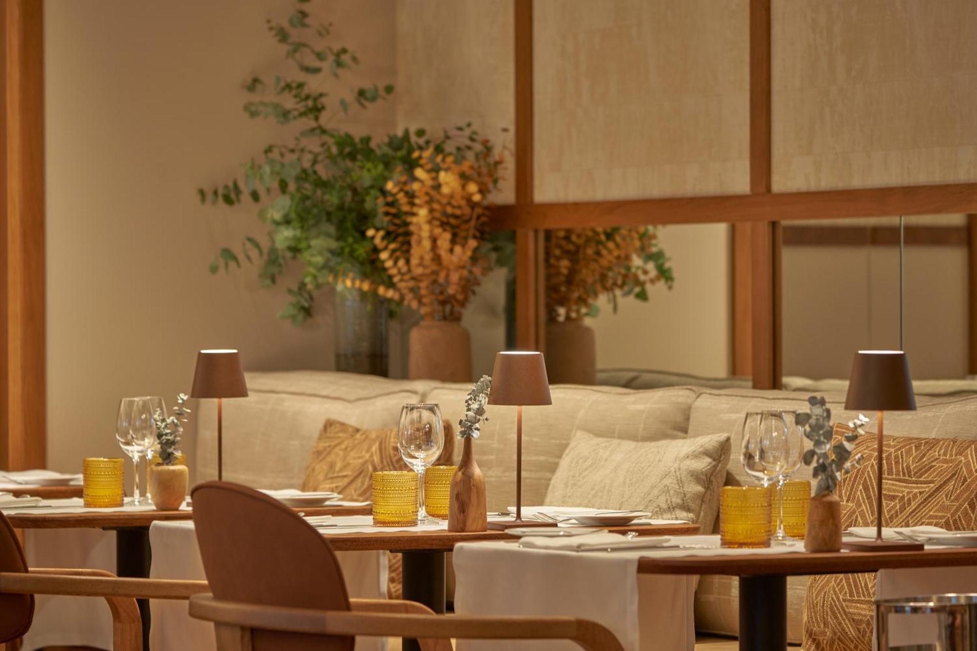 Portobay Liberdade Hotel Lisbon Exterior photo Restaurant
