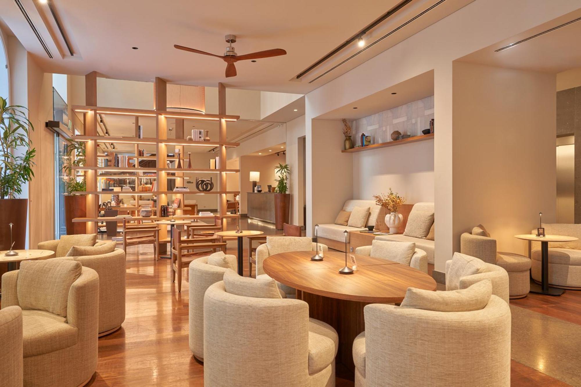 Portobay Liberdade Hotel Lisbon Exterior photo The Library