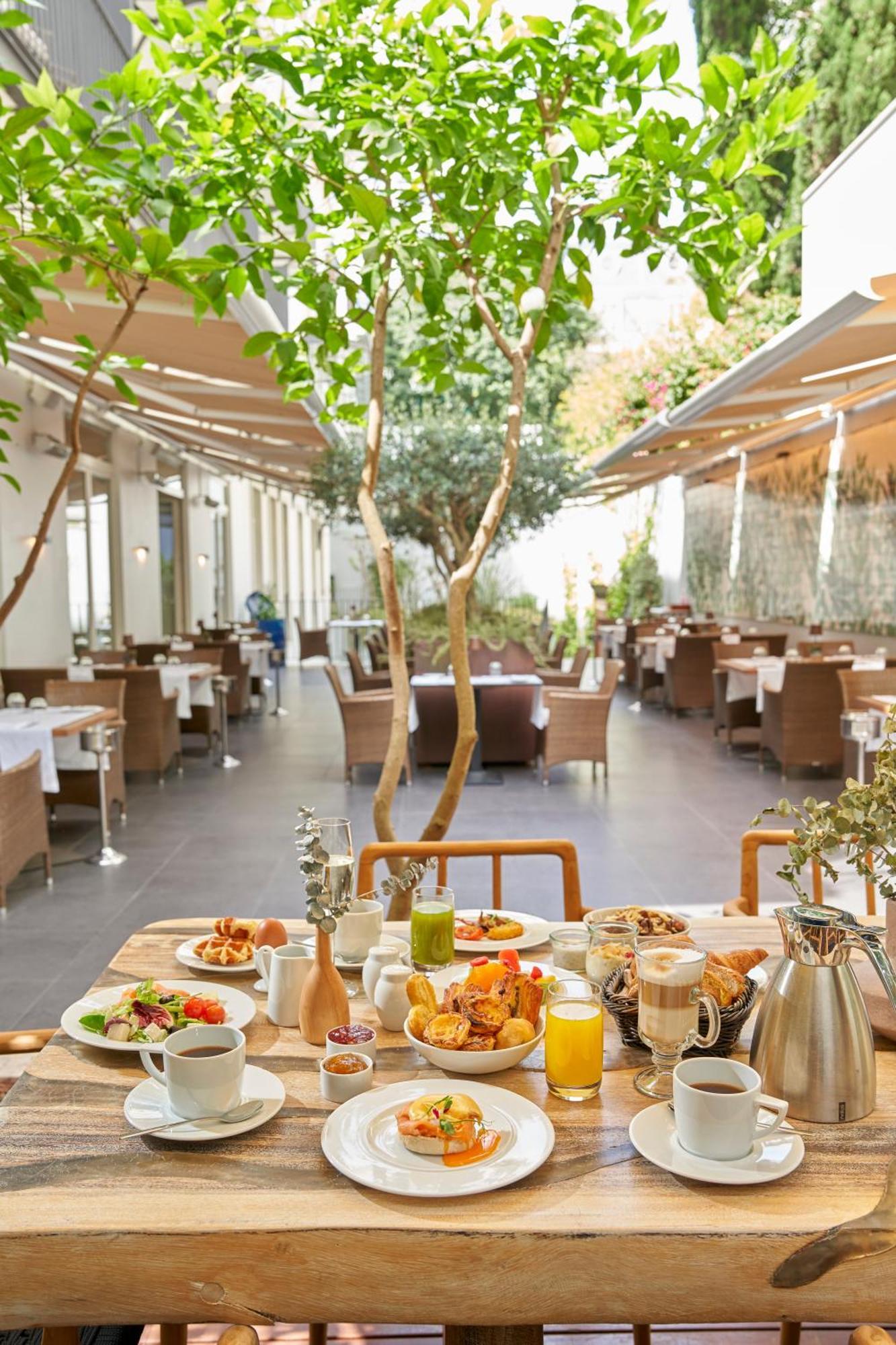 Portobay Liberdade Hotel Lisbon Exterior photo The restaurant
